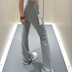 ALO Yoga Women's Heather Gray Flare Pants